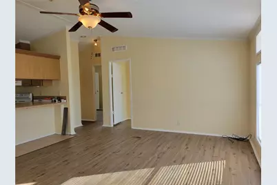 101 Heather Cove, Hutto, TX 78634 - Photo 2