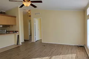 101 Heather Cove, Hutto, TX 78634 - Photo 2