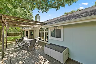 502 Dusty Leather Ct, Pflugerville, TX 78660 - Photo 24