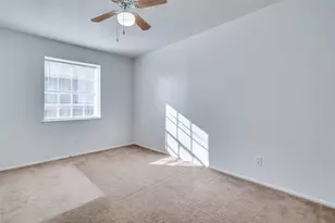 307 E 31st St, Austin, TX 78705 - Photo 14