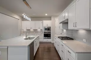 305 Bolivar Wy, San Marcos, TX 78666 - Photo 6