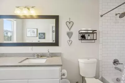 1206 Deloney Street #B, Austin, TX 78721 - Photo 30