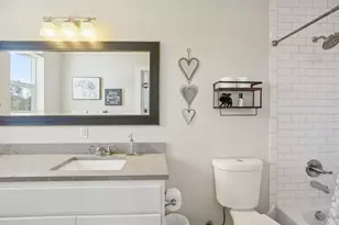 1206 Deloney St, Austin, TX 78721 - Photo 30