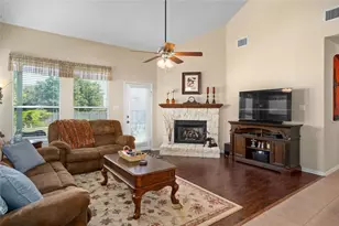 153 Crizer Ct, Buda, TX 78610 - Photo 4