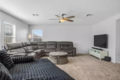 724 Bailey Park Drive, Jarrell, TX 76537 - Photo 12