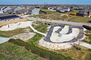 724 Bailey Park Dr, Jarrell, TX 76537 - Photo 38