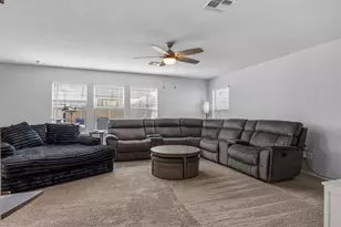 724 Bailey Park Dr, Jarrell, TX 76537 - Photo 10