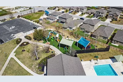 724 Bailey Park Drive, Jarrell, TX 76537 - Photo 40