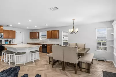 724 Bailey Park Drive, Jarrell, TX 76537 - Photo 14