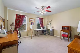 324 Bloomsbury Dr, Kyle, TX 78640 - Photo 12