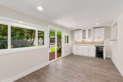 6706 Isabelle Drive, Austin, TX 78752 - Photo 24