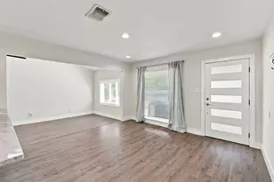 6706 Isabelle Dr, Austin, TX 78752 - Photo 8