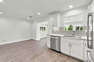 6706 Isabelle Dr, Austin, TX 78752 - Photo 14