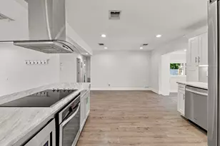 6706 Isabelle Dr, Austin, TX 78752 - Photo 16