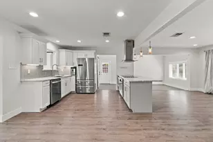 6706 Isabelle Dr, Austin, TX 78752 - Photo 10