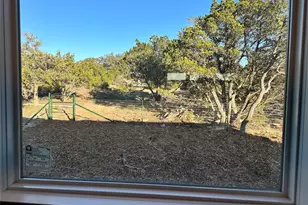 199 Harmony Wood Ln, Dripping Springs, TX 78620 - Photo 4