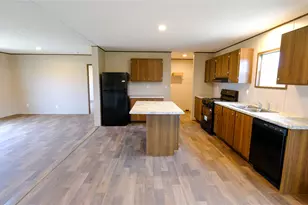 161 Azalea Ct, Dale, TX 78616 - Photo 4