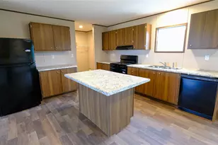 161 Azalea Ct, Dale, TX 78616 - Photo 6
