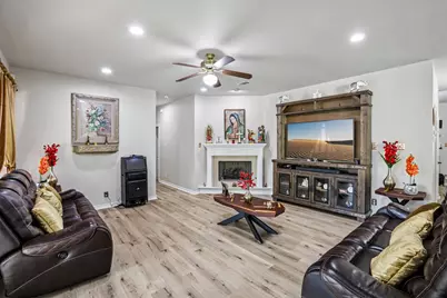 137 Trinity Street, Cedar Creek, TX 78612 - Photo 10