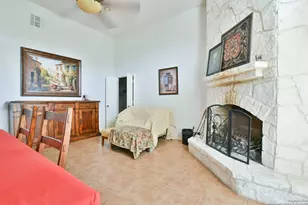 101 Harbour View, Lakehills, TX 78063 - Photo 6