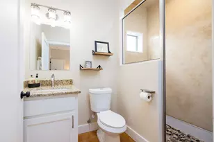 903 Panorama Pass, Horseshoe Bay, TX 78657 - Photo 20