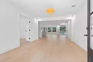 1520 Villanova Dr, Austin, TX 78757 - Photo 4