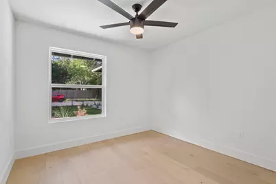 1520 Villanova Drive, Austin, TX 78757 - Photo 22