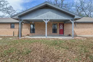 1196 Sherrill Ln, Lexington, TX 78947 - Photo 2