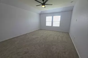746 Carol Dr, Hutto, TX 78634 - Photo 14