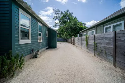 719 Springdale Road, Austin, TX 78702 - Photo 2
