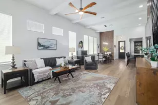 213 Encore Dr, Liberty Hill, TX 78642 - Photo 10