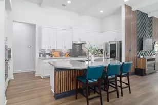 213 Encore Dr, Liberty Hill, TX 78642 - Photo 8