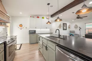 614 W 3rd St, McGregor, TX 76657 - Photo 12