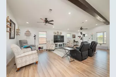 614 W 3rd Street, McGregor, TX 76657 - Photo 6