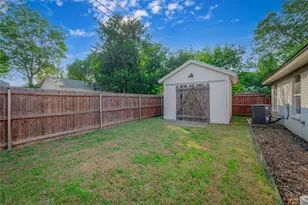 614 W 3rd St, McGregor, TX 76657 - Photo 26