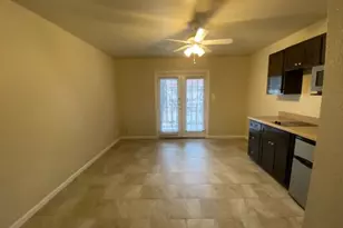 2402 Rio Grande St, Austin, TX 78705 - Photo 2