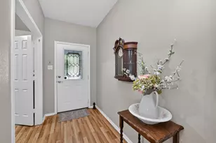 427 Buckingham Dr, Kyle, TX 78640 - Photo 4