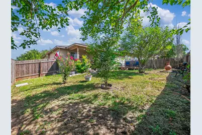 427 Buckingham Drive, Kyle, TX 78640 - Photo 28