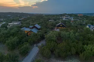 19604 Flying J Blvd, Spicewood, TX 78669 - Photo 40