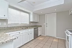 12100 Sage Hen Ct, Austin, TX 78727 - Photo 10