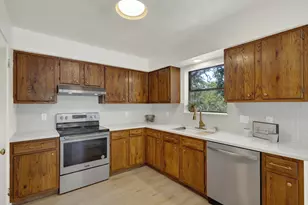 2812 Philo St, San Marcos, TX 78666 - Photo 8