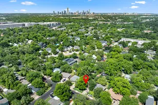 1122 Spur St, Austin, TX 78721 - Photo 6
