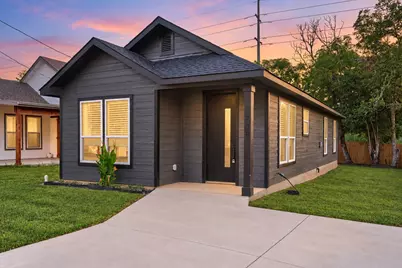 738 Chihuahua Street, Lockhart, TX 78644 - Photo 1