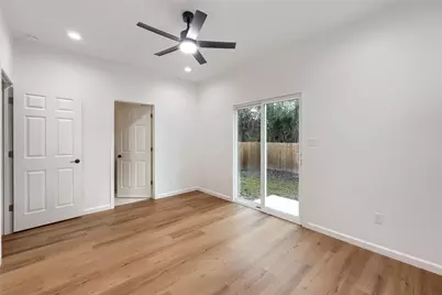 738 Chihuahua Street, Lockhart, TX 78644 - Photo 14