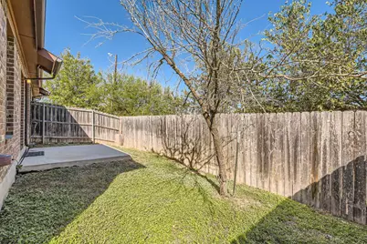 107 Creekside Villa Drive, Kyle, TX 78640 - Photo 18
