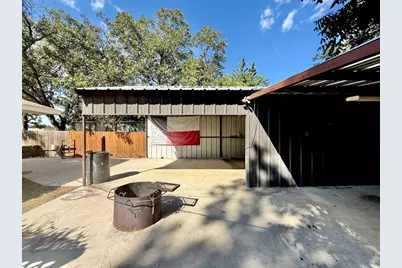 600 Wilkes Street, Smithville, TX 78957 - Photo 10