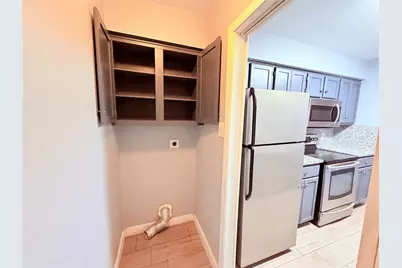 8801 Schick Road #B, Austin, TX 78729 - Photo 14
