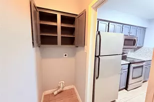 8801 Schick Rd, Austin, TX 78729 - Photo 14