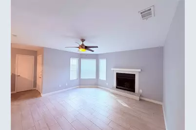 8801 Schick Road #B, Austin, TX 78729 - Photo 6