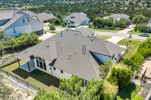 308 Lodestone Ln, Austin, TX 78738 - Photo 4